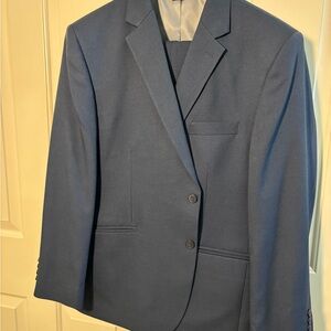 Men's Blue coat and suite 46S coat, 42 pant